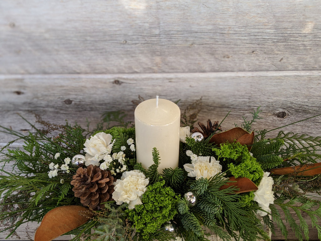 Rustic Pillar Centrepiece - Beaudry Flowers