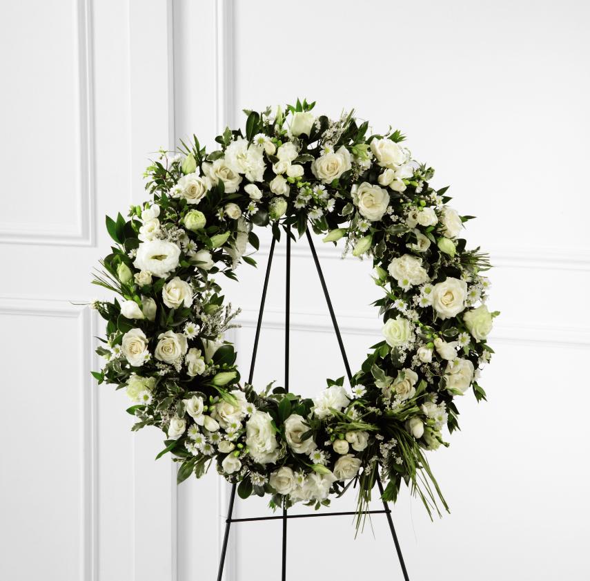 The FTD Splendor Wreath - Beaudry Flowers