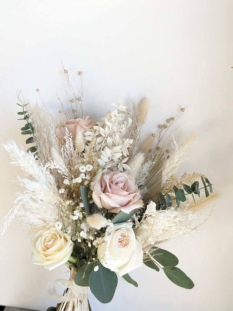Kimberley Dried Bouquet - Beaudry Flowers