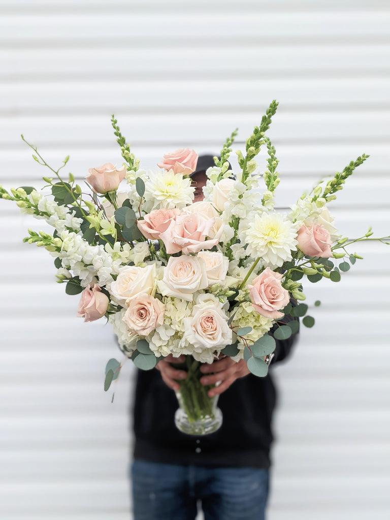Sandy Rose Vase Arrangement - Beaudry Flowers