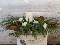 Rustic Pillar Centrepiece - Beaudry Flowers