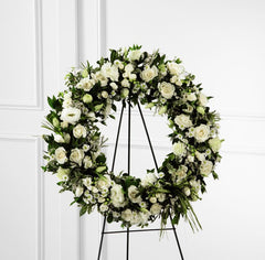 The FTD Splendor  Wreath - Beaudry Flowers
