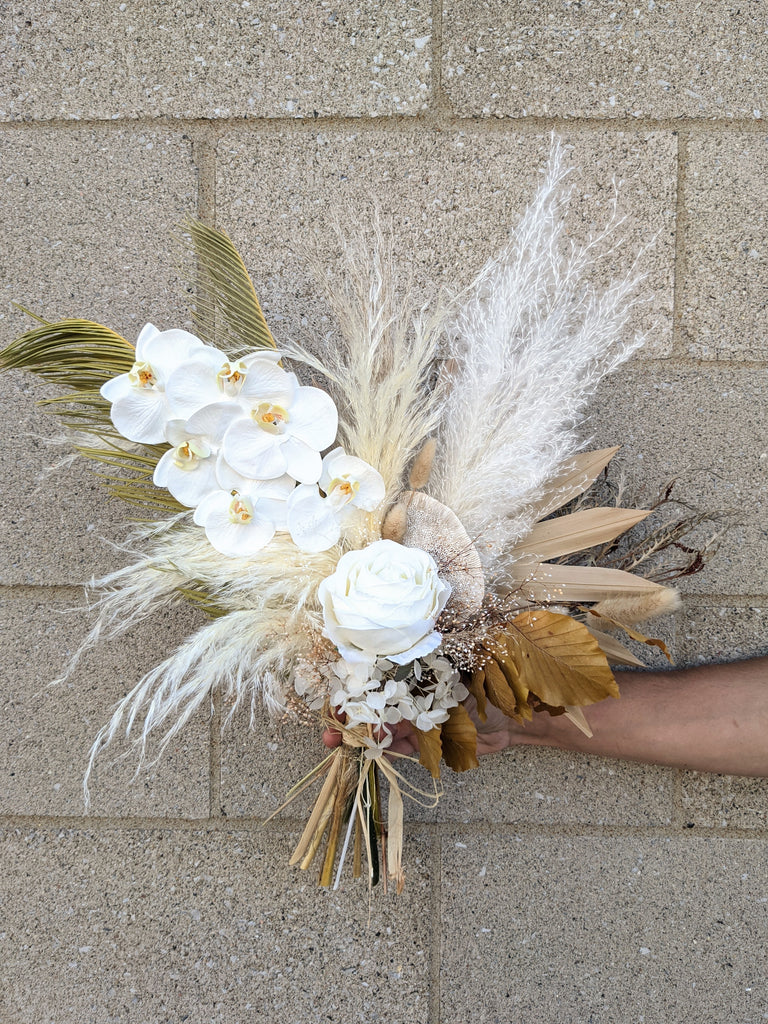 Sahara Dried & Silk Bouquet - Beaudry Flowers