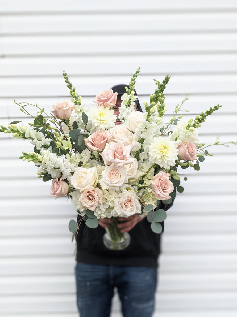 Sandy Rose Vase Arrangement - Beaudry Flowers